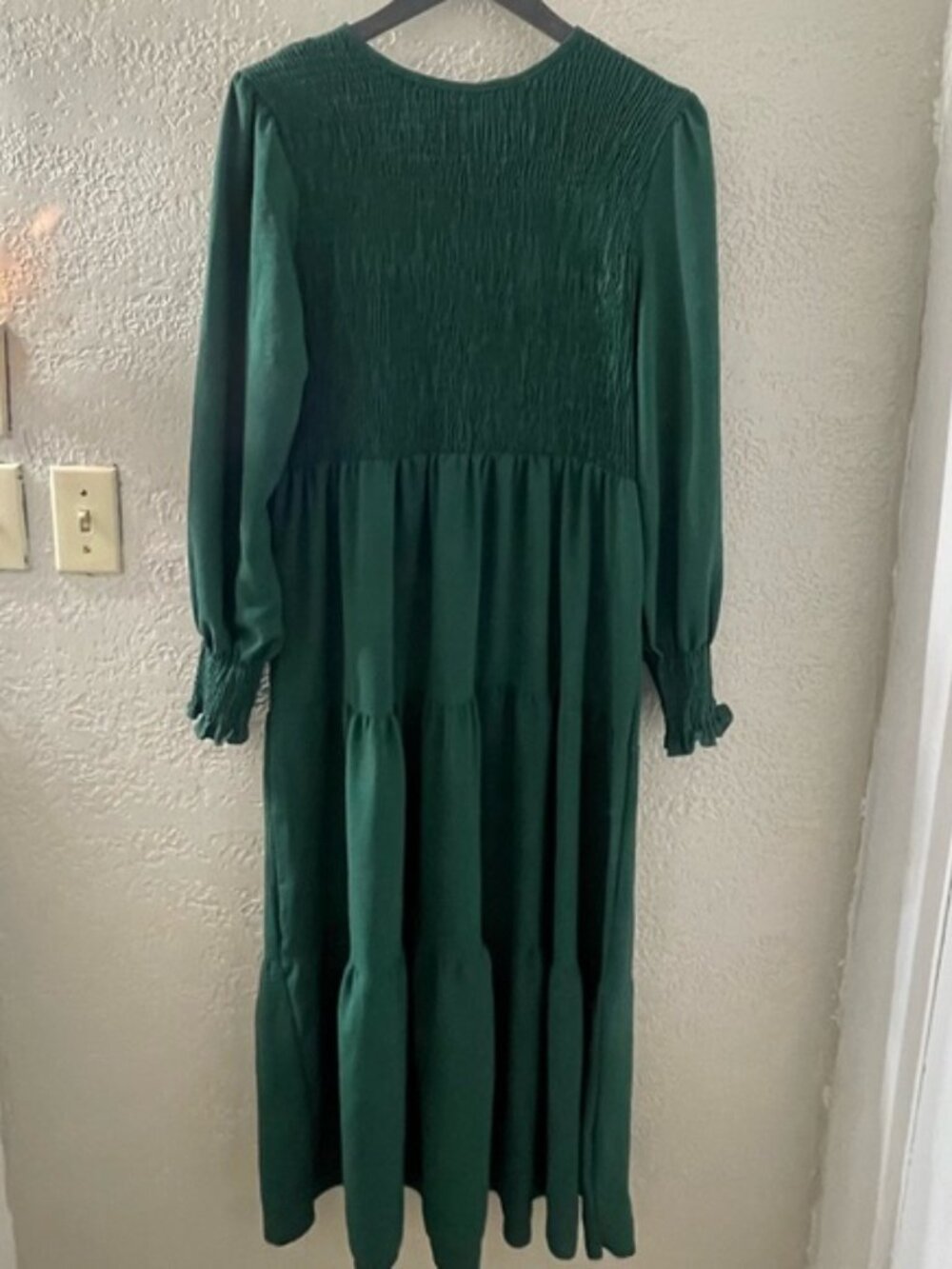 Chic Forest Green Long Sleeve Dress Size Medium‎